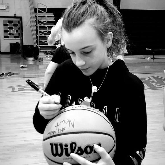 Meet your Posher, Abby - Picture 1 of 1